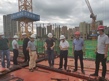 嚴(yán)抓施工安全，緊抓工程進(jìn)度，狠抓工程質(zhì)量
