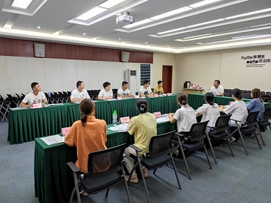 集團(tuán)人力資源部、零管中心聯(lián)合舉辦新員工入職培訓(xùn)